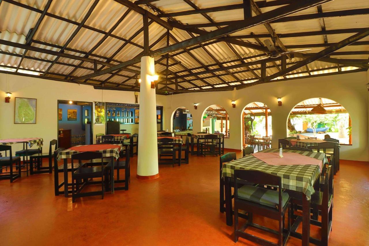 Hotel Susantha Garden Bentota Exterior photo