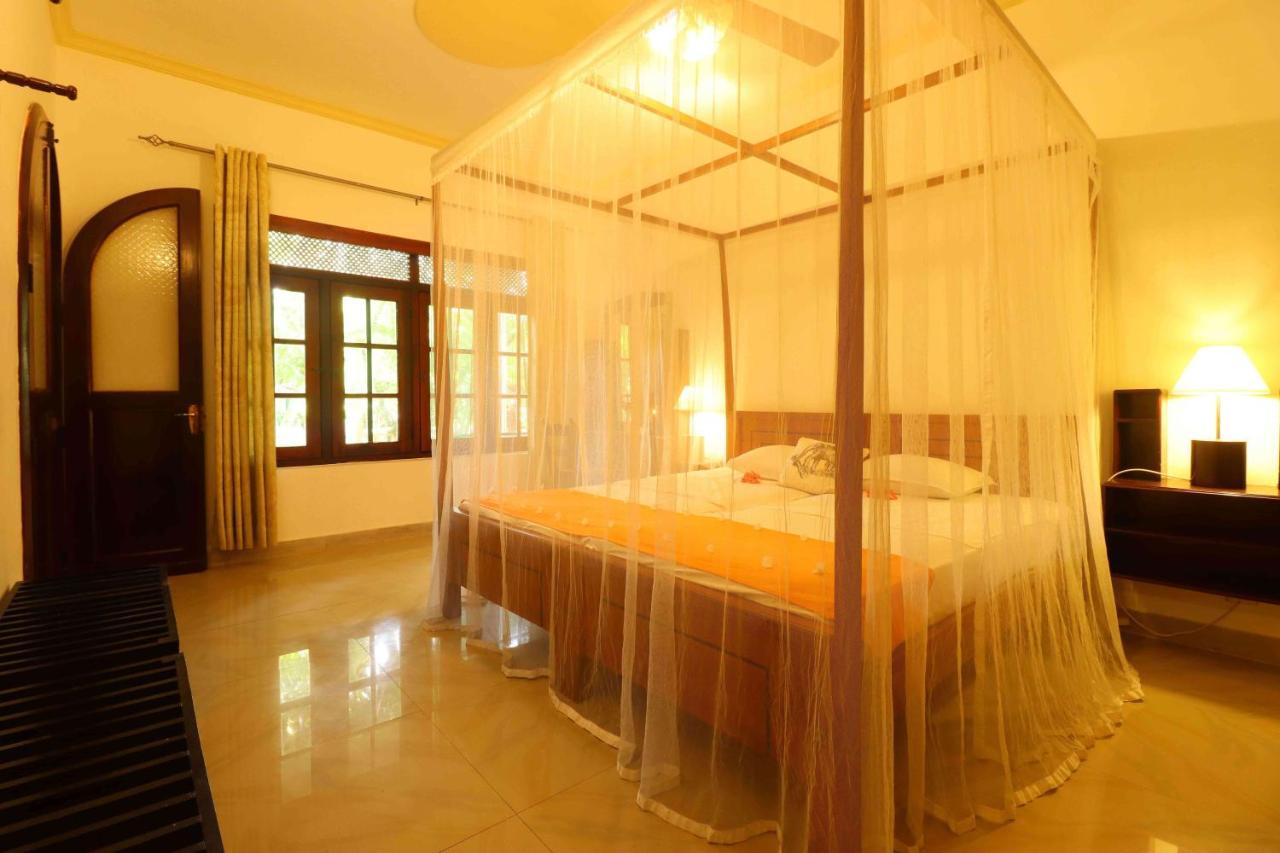 Hotel Susantha Garden Bentota Exterior photo