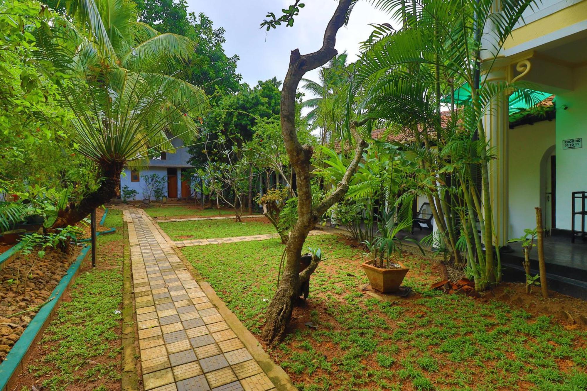 Hotel Susantha Garden Bentota Exterior photo